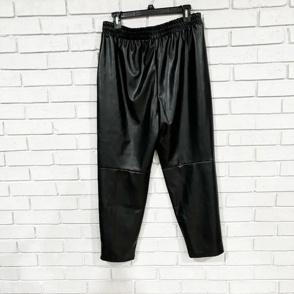 Fabletics Women’s Faux Leather Joggers - Picture 7 of 7